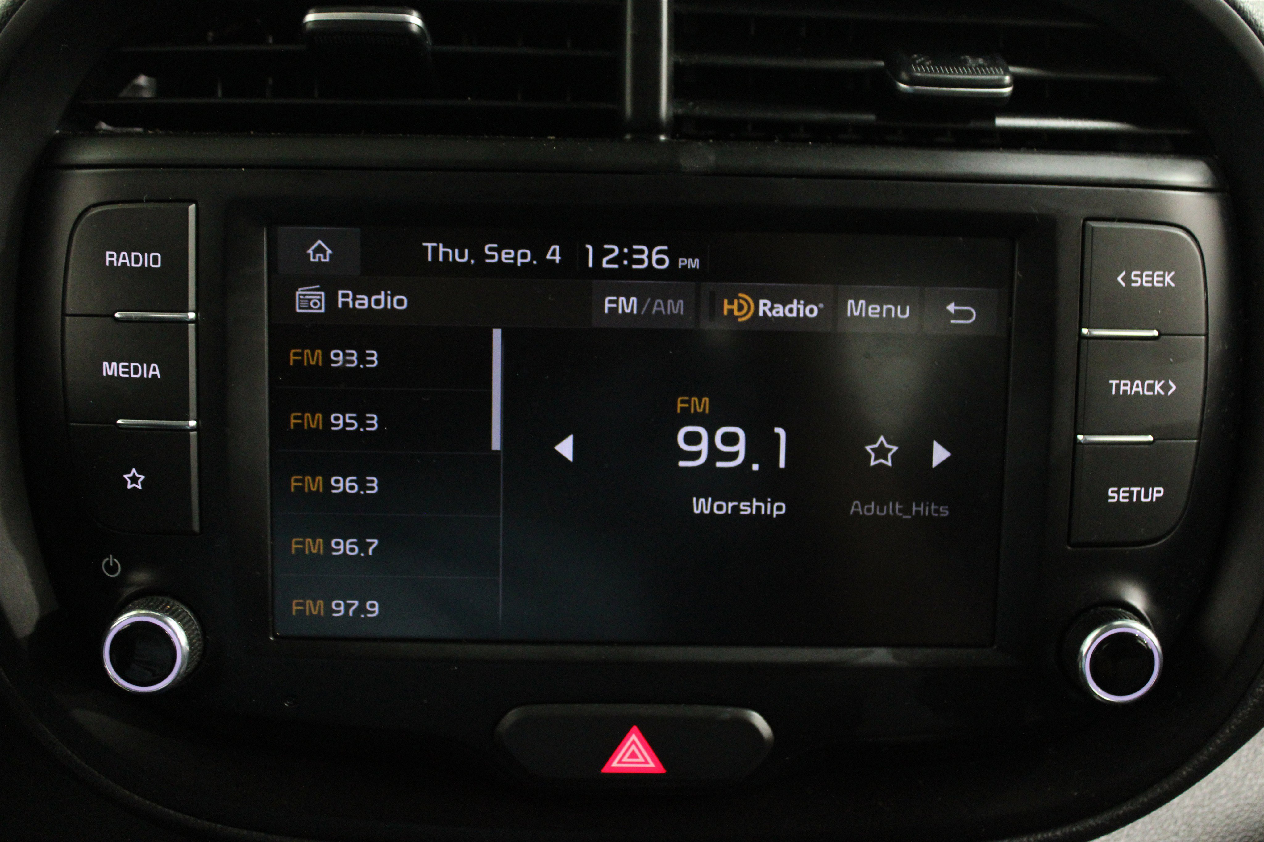 Used 2023 Kia Soul LX image 13