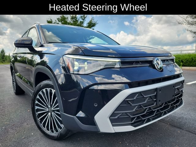 Used 2025 Volkswagen Taos SE FWD image 12