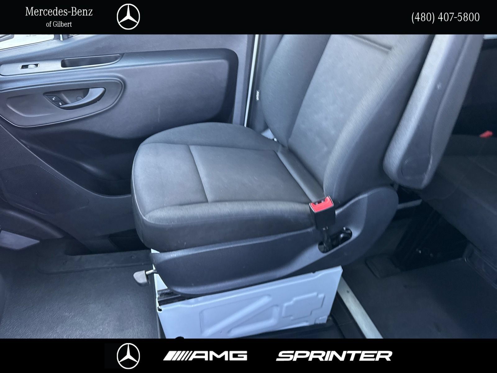 Used 2025 Mercedes-Benz Sprinter 2500 image 25