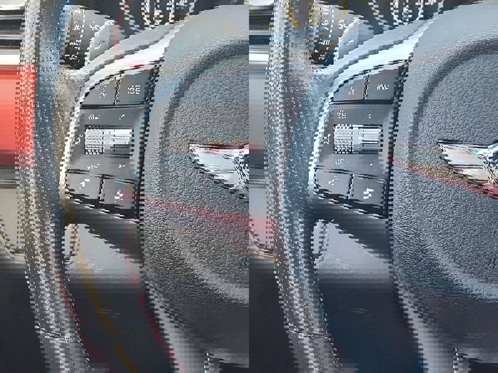 Used 2023 Genesis G70 2.0T w/ Sport Prestige Package image 15