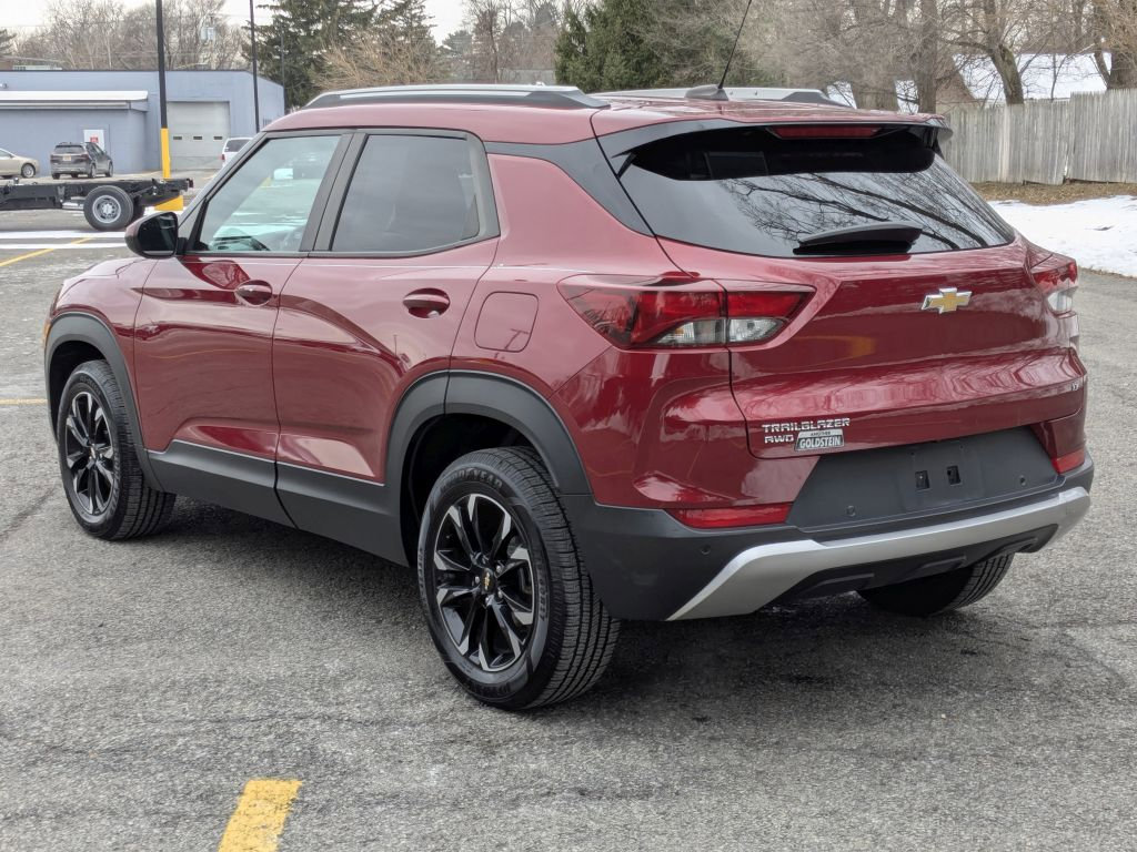Certified 2021 Chevrolet TrailBlazer LT w/ Convenience Package image 5