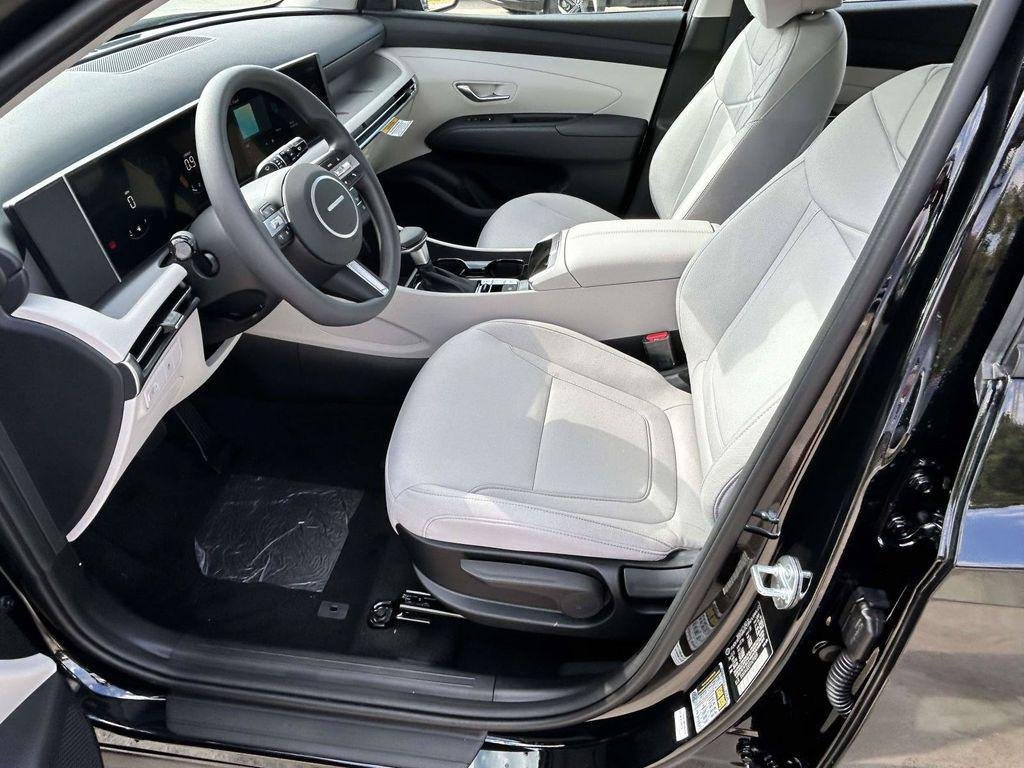 New 2026 Hyundai Tucson SE FWD image 42