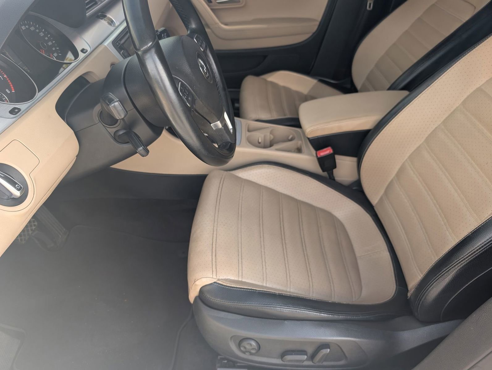 Used 2013 Volkswagen CC Sport Plus image 9