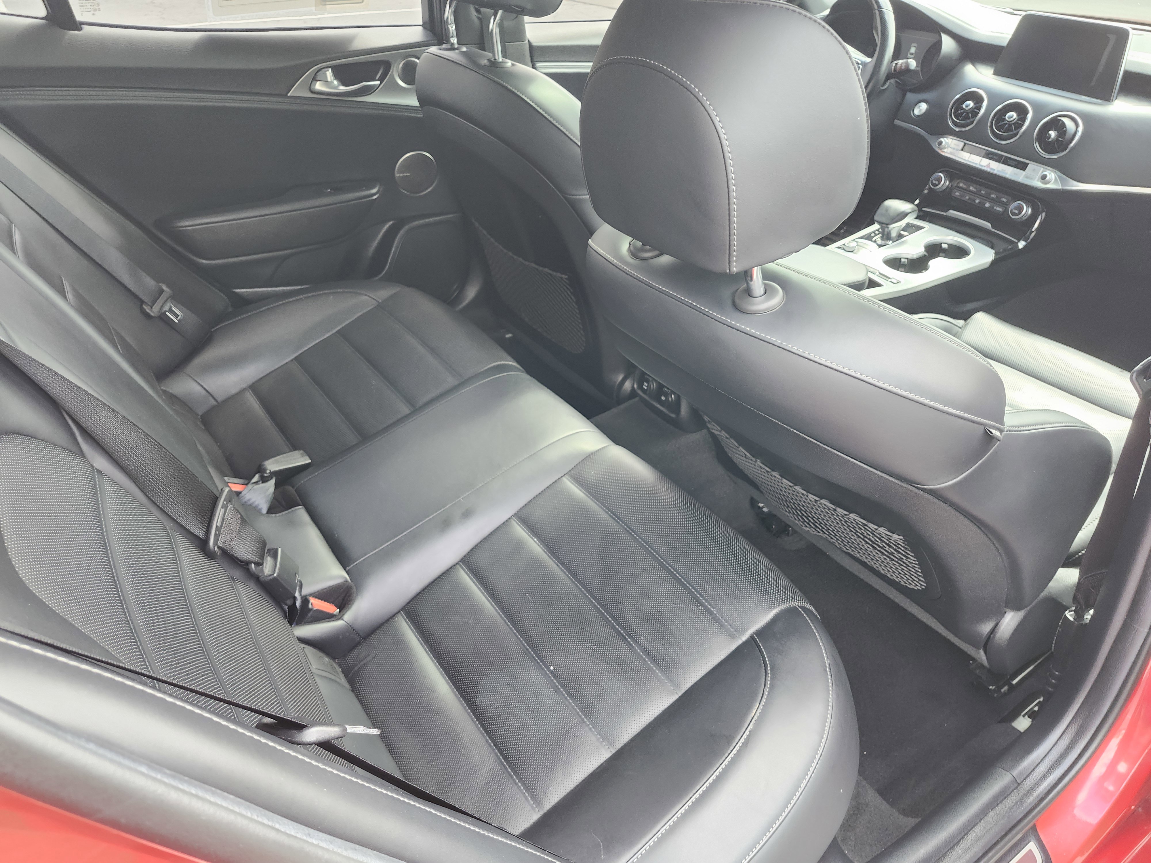 Used 2018 Kia Stinger GT2 AWD/4WD image 24