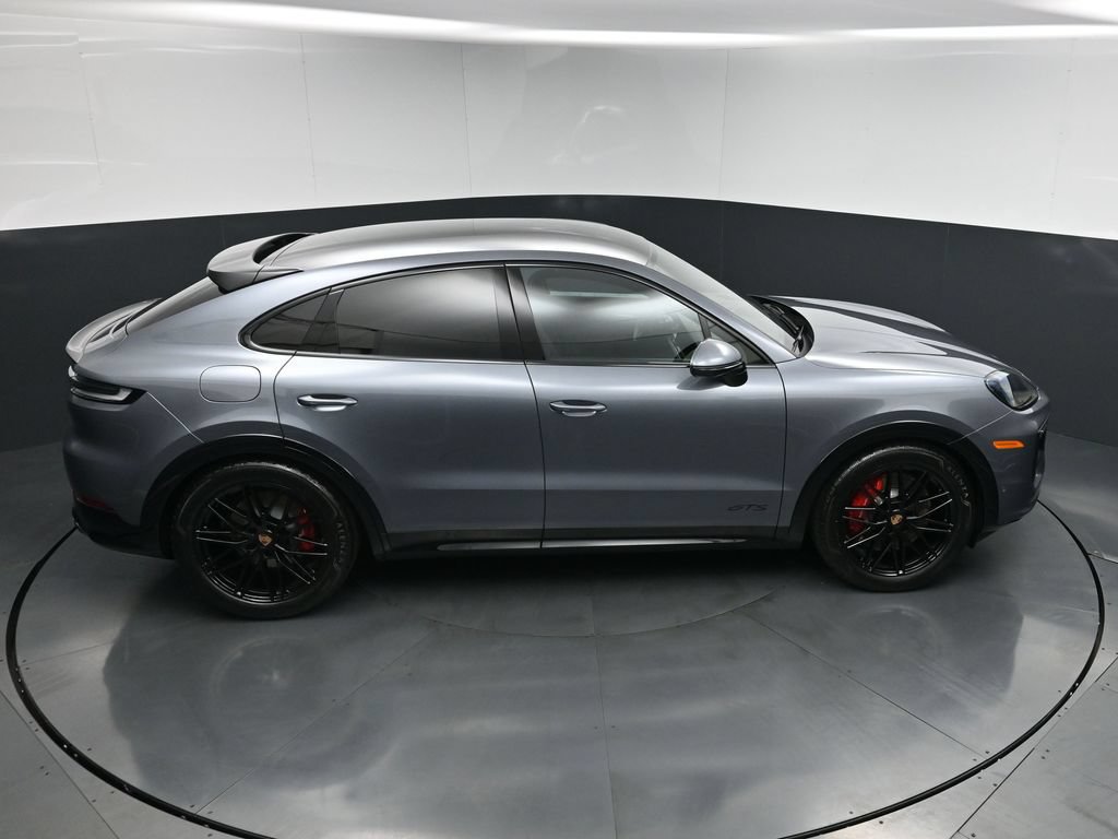 New 2026 Porsche Cayenne GTS AWD/4WD image 19