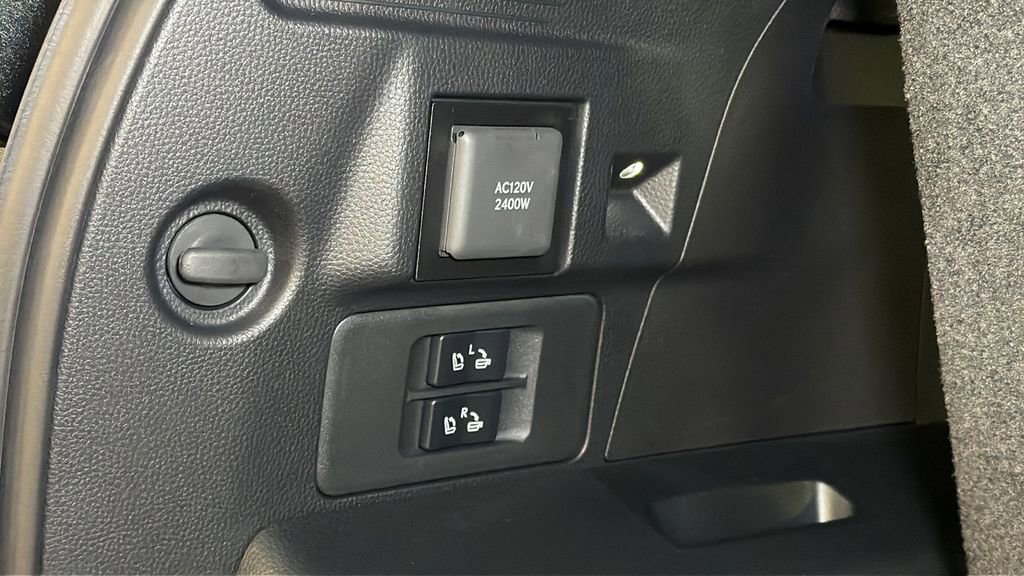 New 2026 Lexus LX 700h F Sport image 12