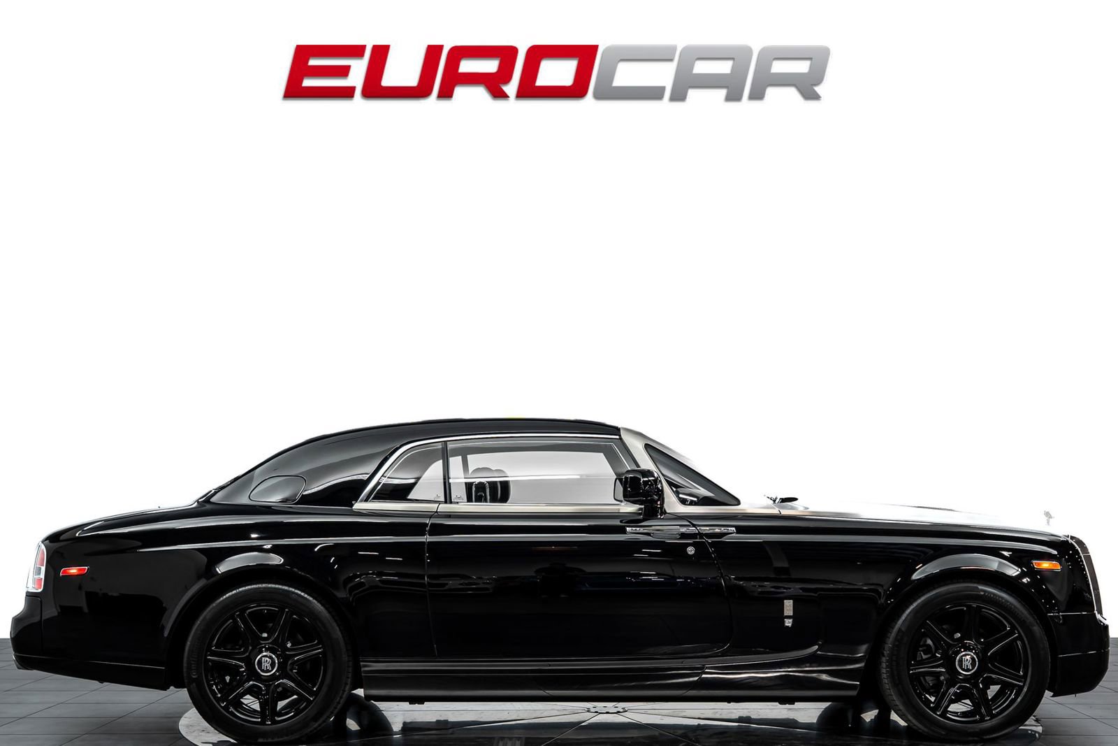 Used 2010 Rolls-Royce Phantom Coupe image 6