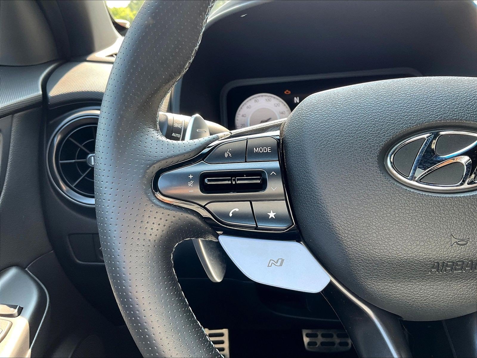 Certified 2022 Hyundai Kona N FWD image 11
