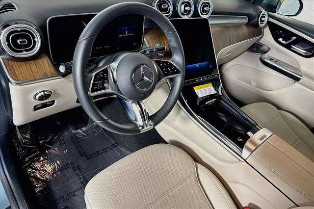 Used 2026 Mercedes-Benz GLC 300 4MATIC image 9
