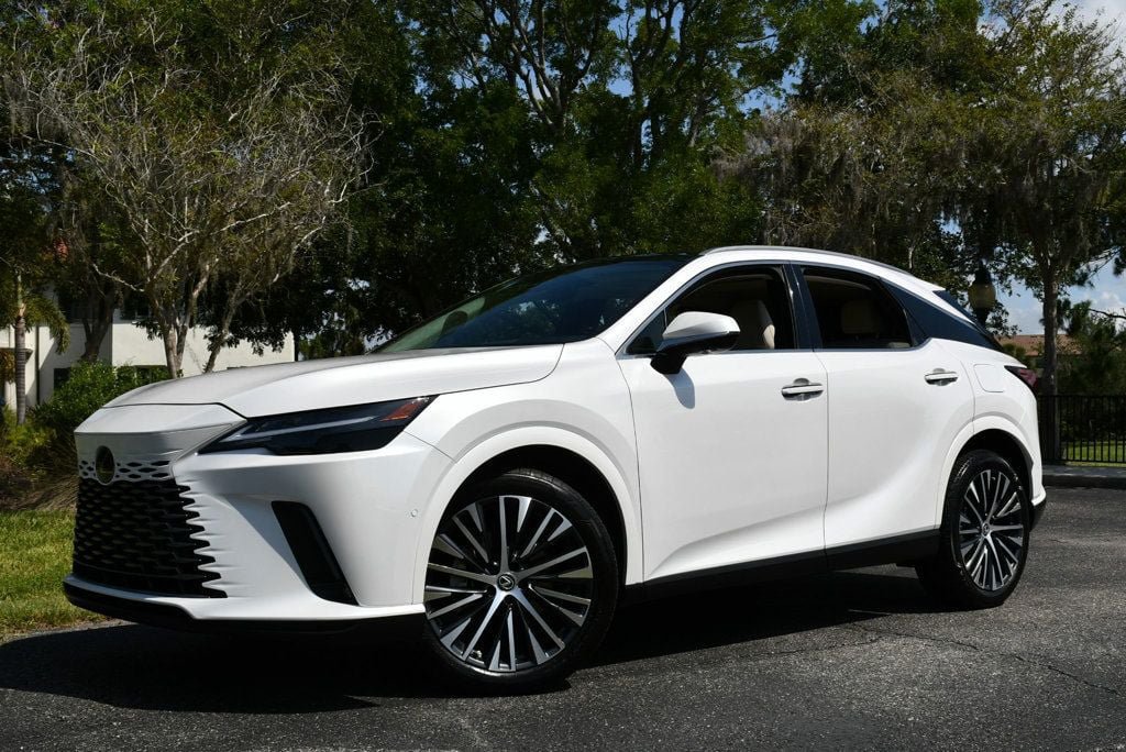Used 2023 Lexus RX 350 Premium Plus w/ Accessory Package FWD image 22