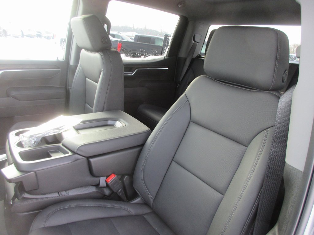 New 2026 GMC Sierra 1500 SLT image 13