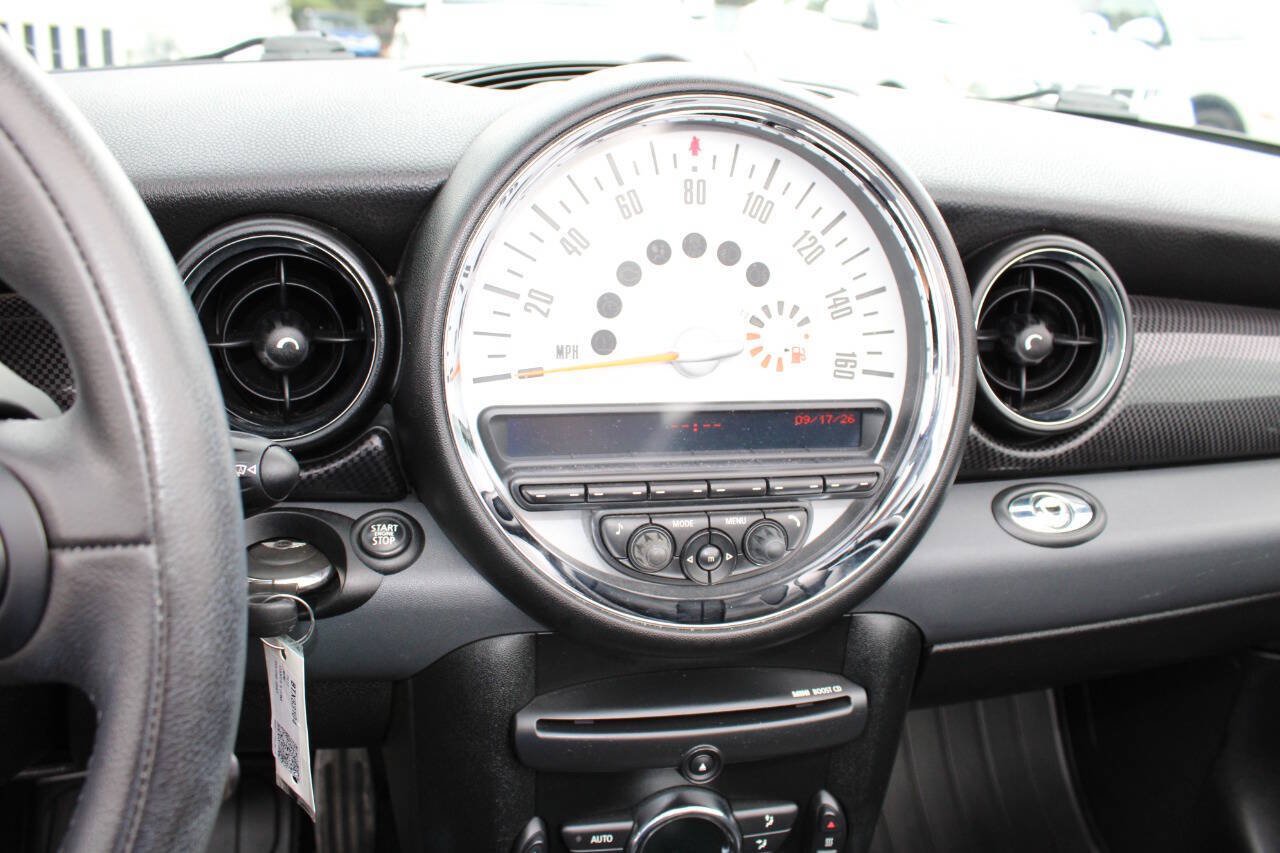 Used 2011 MINI Cooper S FWD image 23