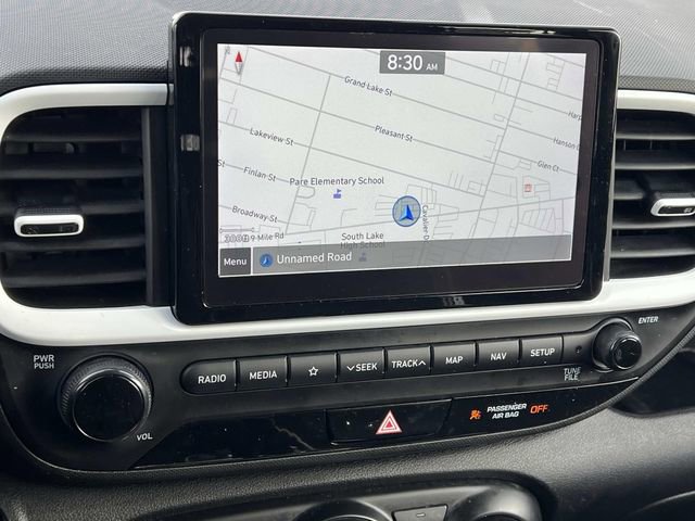 Used 2022 Hyundai Venue Limited image 20