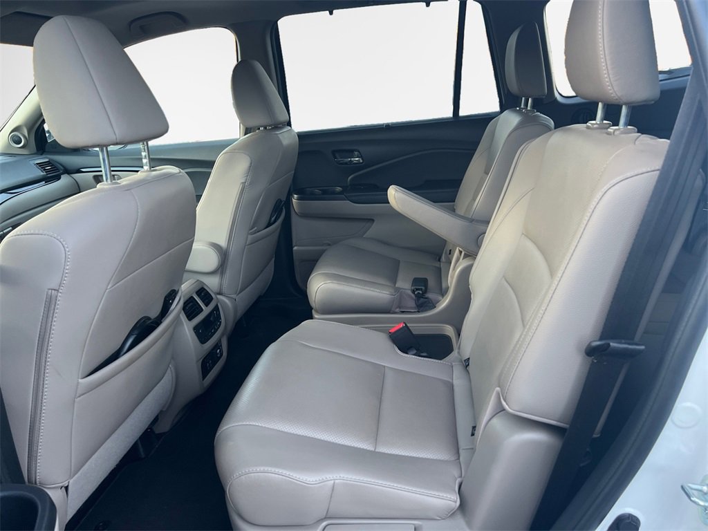 Used 2022 Honda Pilot Elite image 25