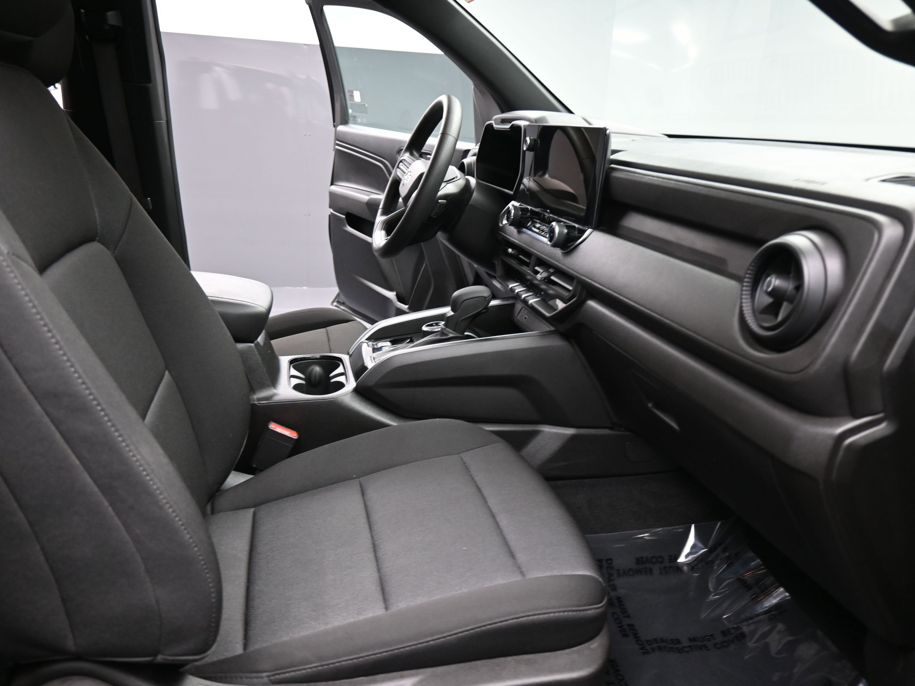 Certified 2024 Chevrolet Colorado Trail Boss w/ Advanced Trailering Package image 18