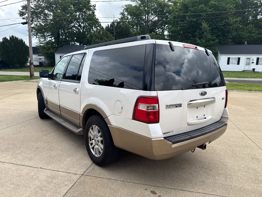 Used 2013 Ford Expedition EL XLT AWD/4WD image 8