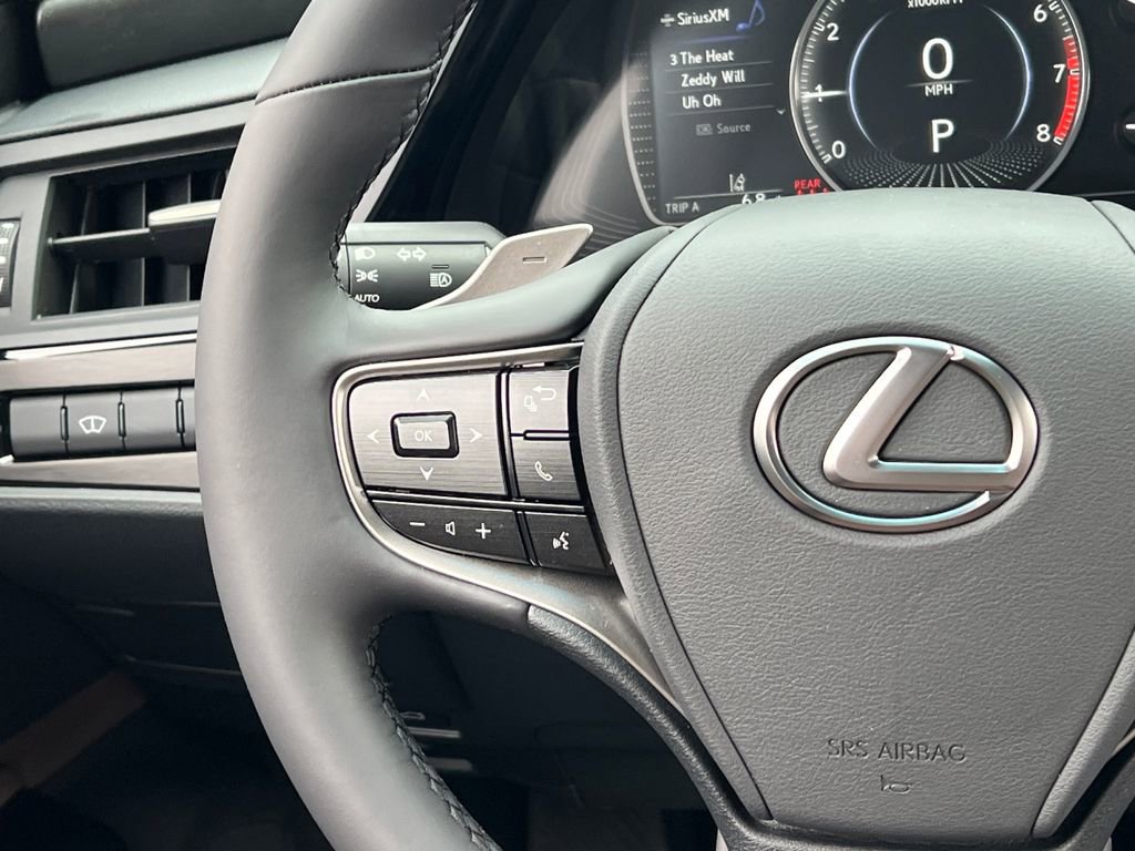 New 2025 Lexus ES 350 w/ Premium Package image 16