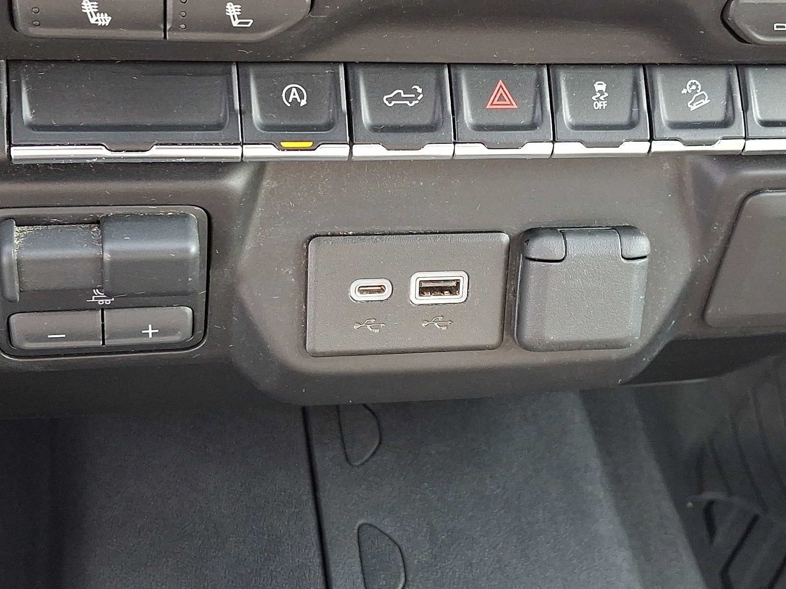 Certified 2021 Chevrolet Silverado 1500 LT image 25