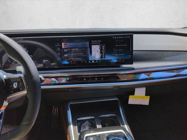 New 2026 BMW 760i xDrive w/ Luxury Rear Seating Package AWD/4WD image 11