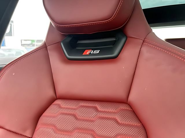 Used 2023 Audi RS e-tron GT w/ Carbon Performance Package AWD/4WD image 40