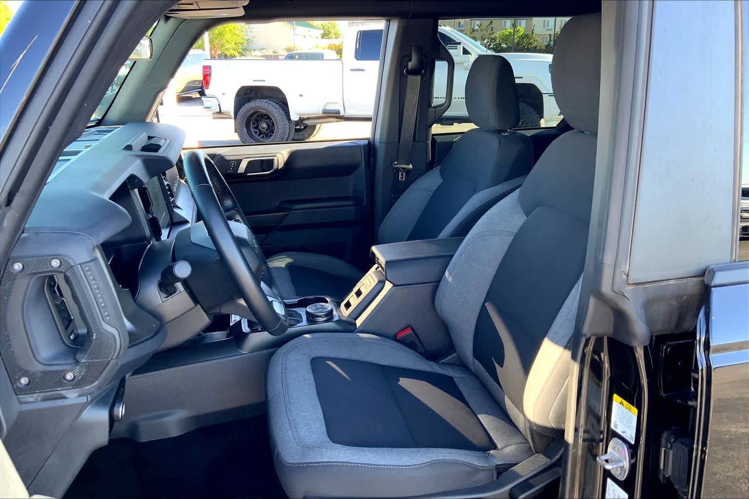 Used 2025 Ford Bronco Big Bend image 8