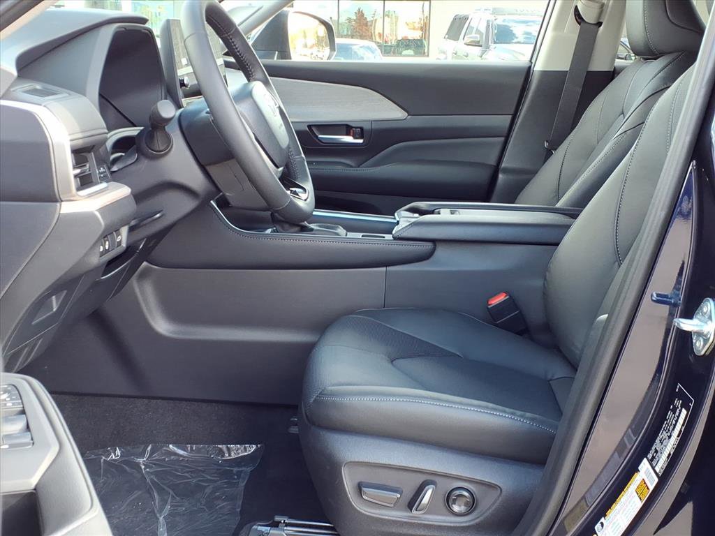 New 2026 Toyota Grand Highlander Limited image 10