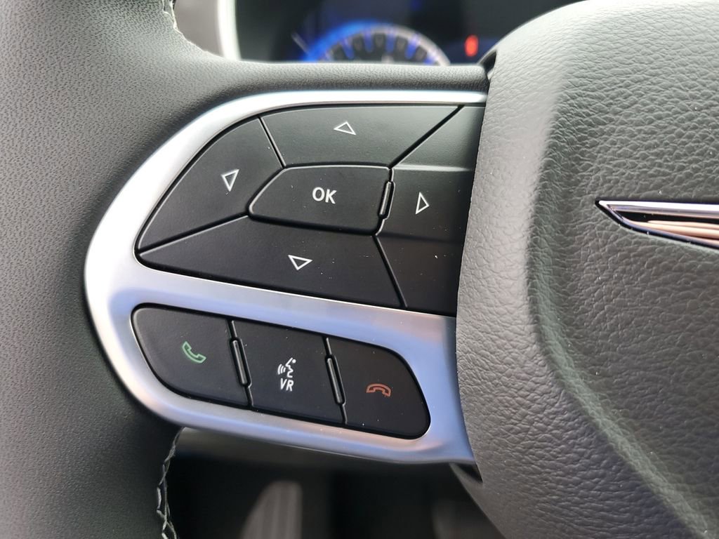 New 2026 Chrysler Voyager LX image 32