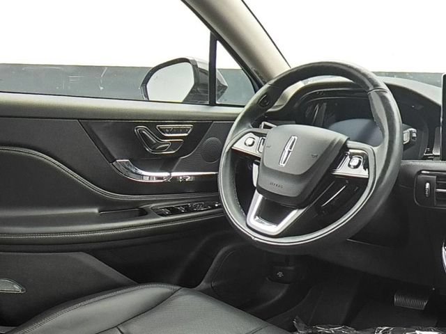 Used 2023 Lincoln Corsair Reserve w/ Equipment Group 201A AWD/4WD image 19