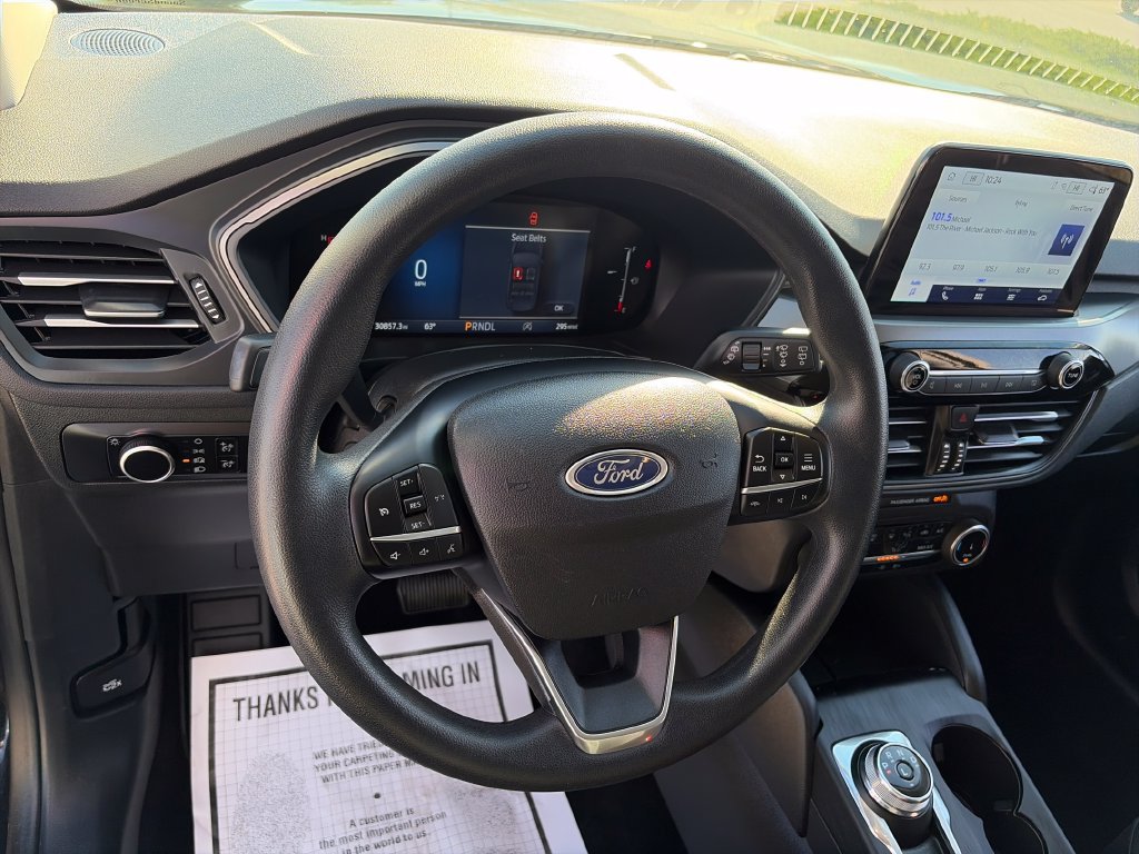 Used 2025 Ford Escape Active AWD/4WD image 18