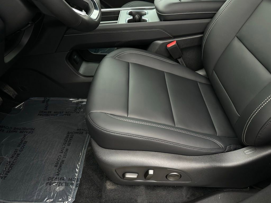 New 2026 GMC Acadia Elevation w/ Black Edition FWD image 17