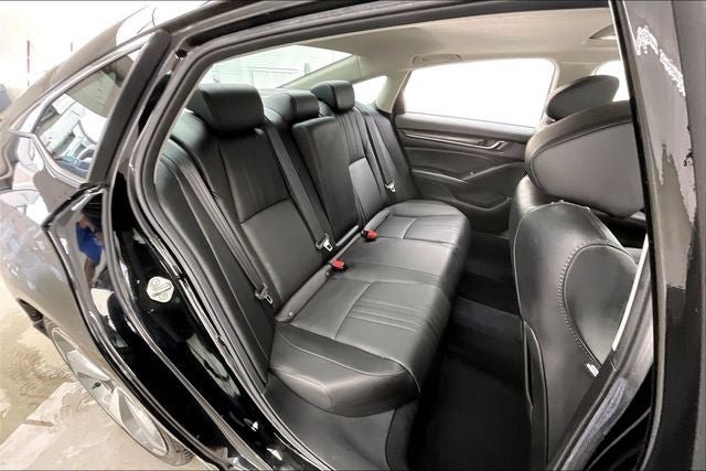 Used 2019 Honda Accord Touring image 19
