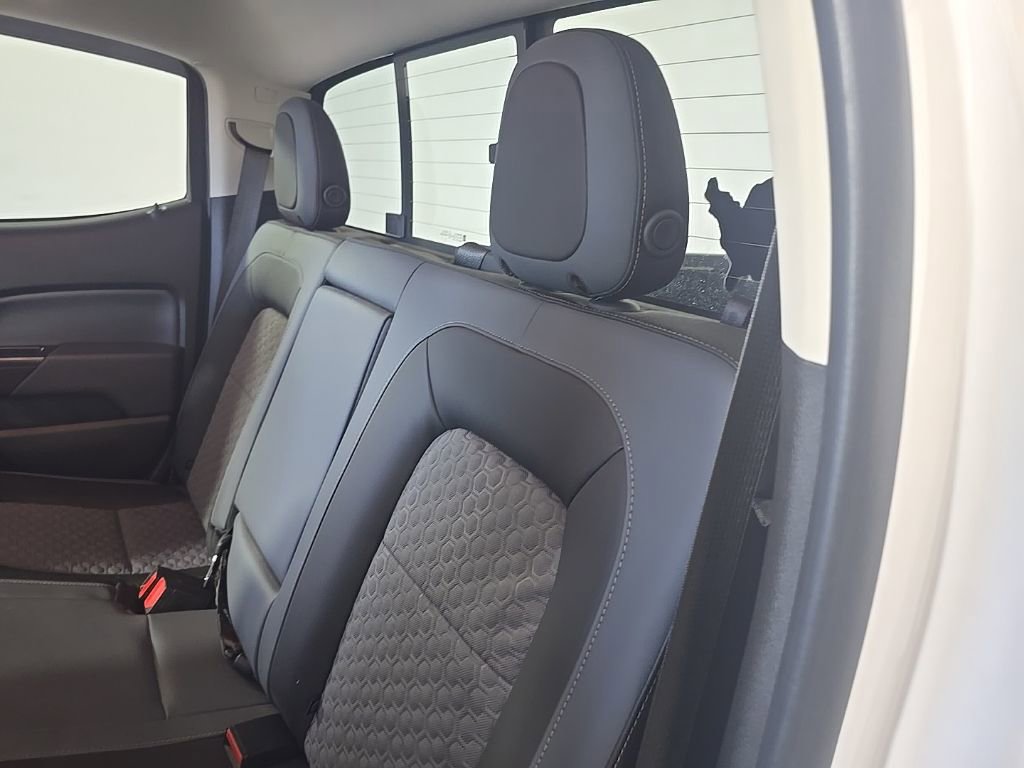 Used 2022 Chevrolet Colorado Z71 w/ Safety Package image 14