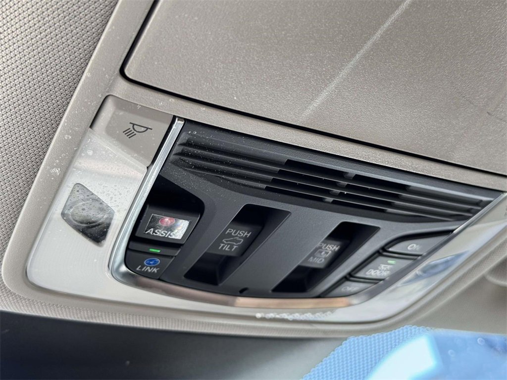 Certified 2024 Acura MDX SH-AWD w/ Technology Package image 29