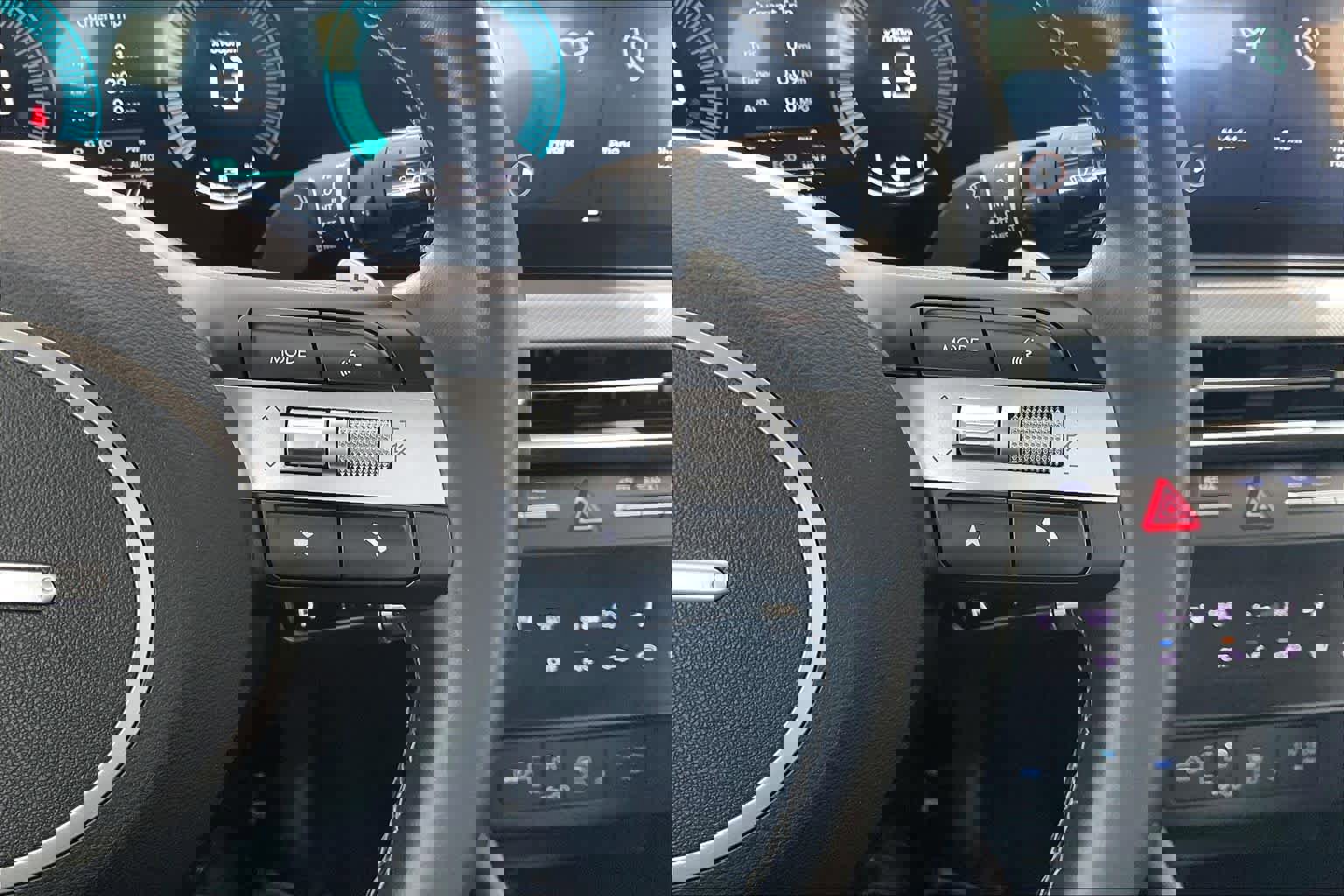 Certified 2025 Hyundai Sonata SEL image 25