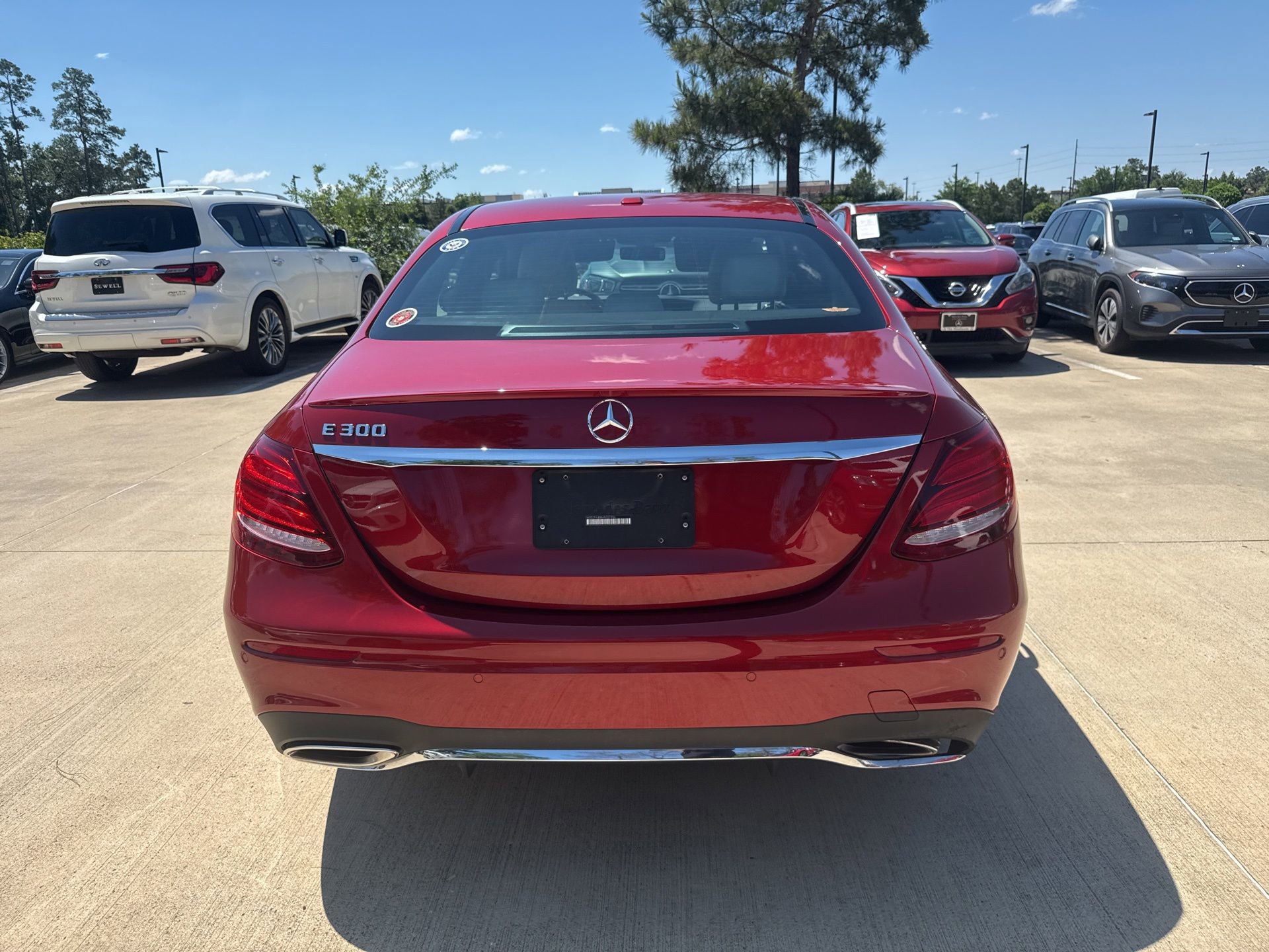 Used 2017 Mercedes-Benz E 300 image 5