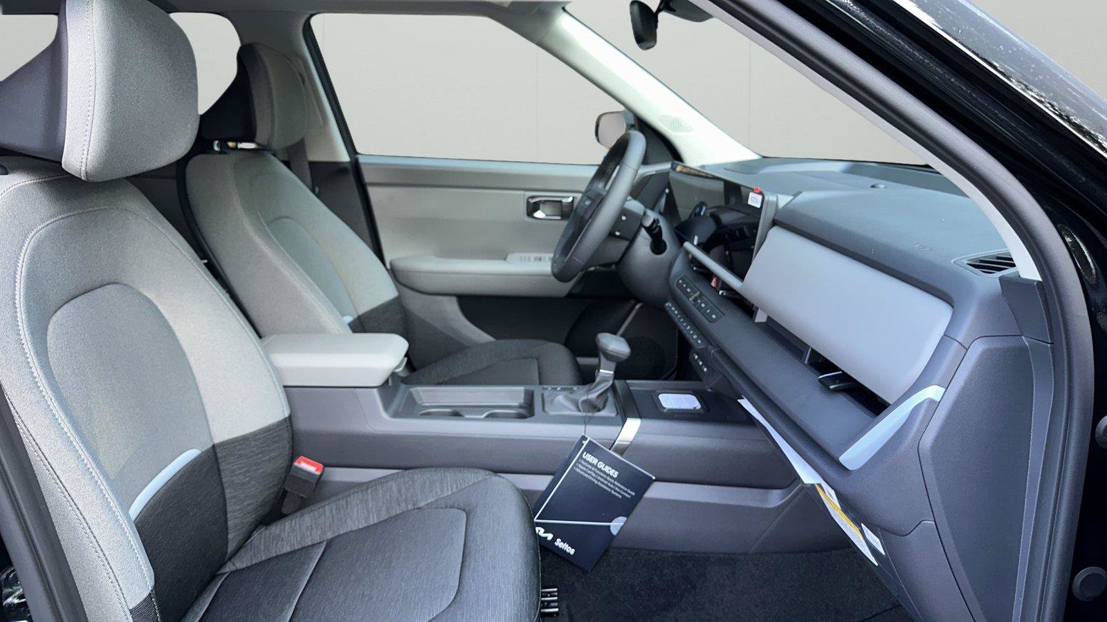 New 2027 Kia Seltos S FWD image 14