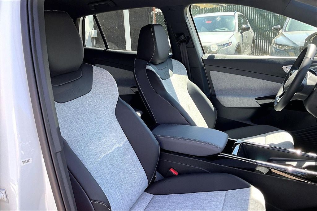 New 2026 Volkswagen ID.4 Pro RWD image 6