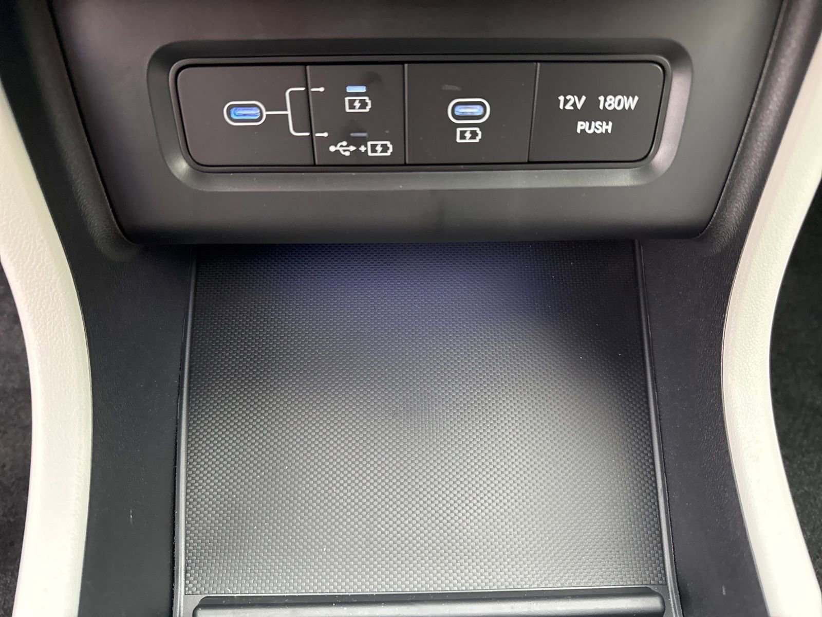 Used 2025 Hyundai Tucson Limited image 26