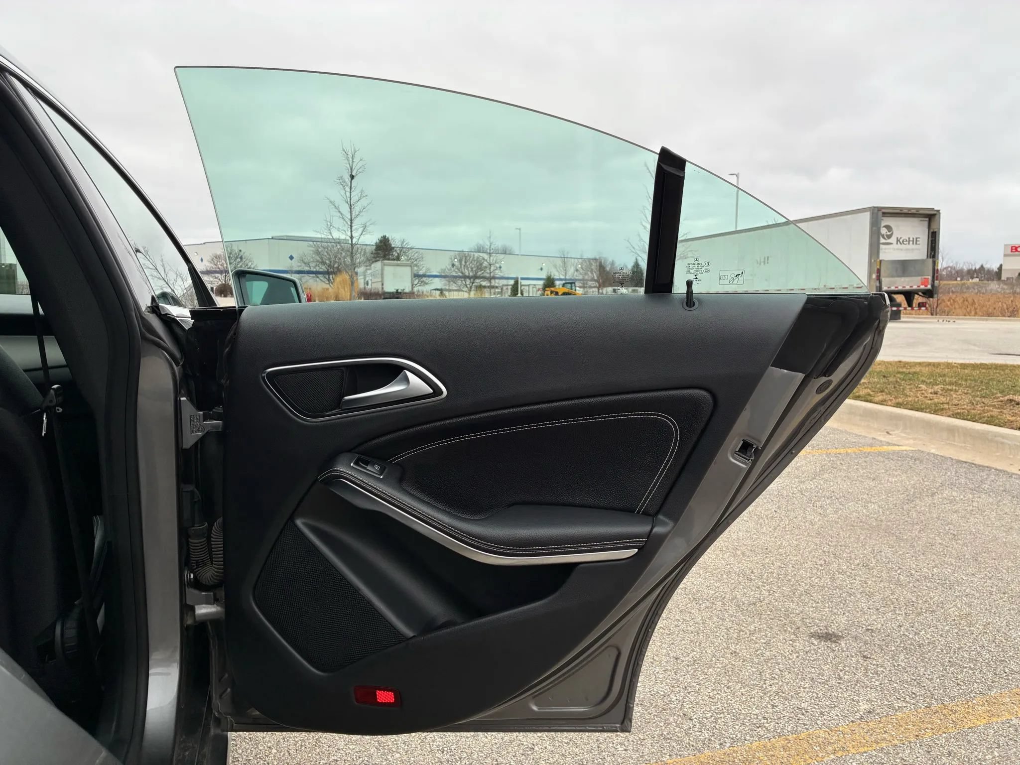 Used 2017 Mercedes-Benz CLA 250 4MATIC w/ Premium 1 Package image 17