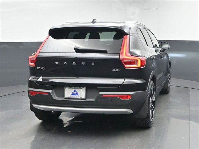Used 2024 Volvo XC40 B5 Plus w/ Protection Package Premier image 3
