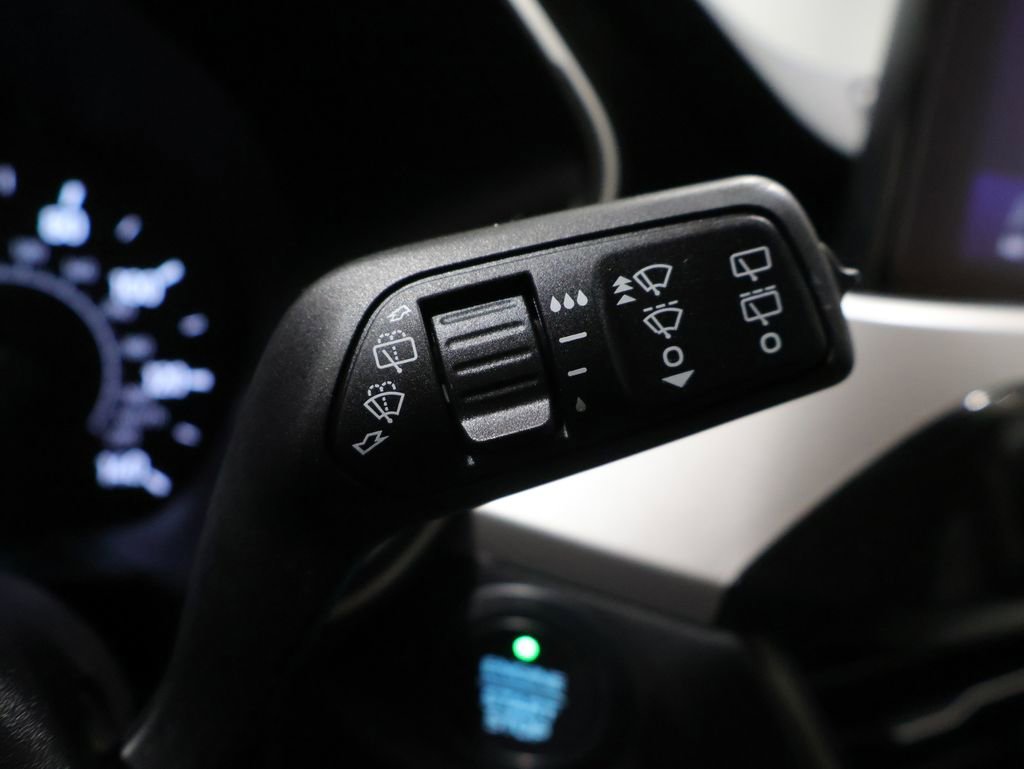 Used 2020 Ford Escape SE image 36