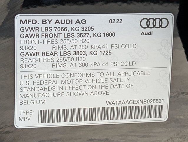 Used 2022 Audi e-tron Premium w/ Convenience Plus Package AWD/4WD image 27