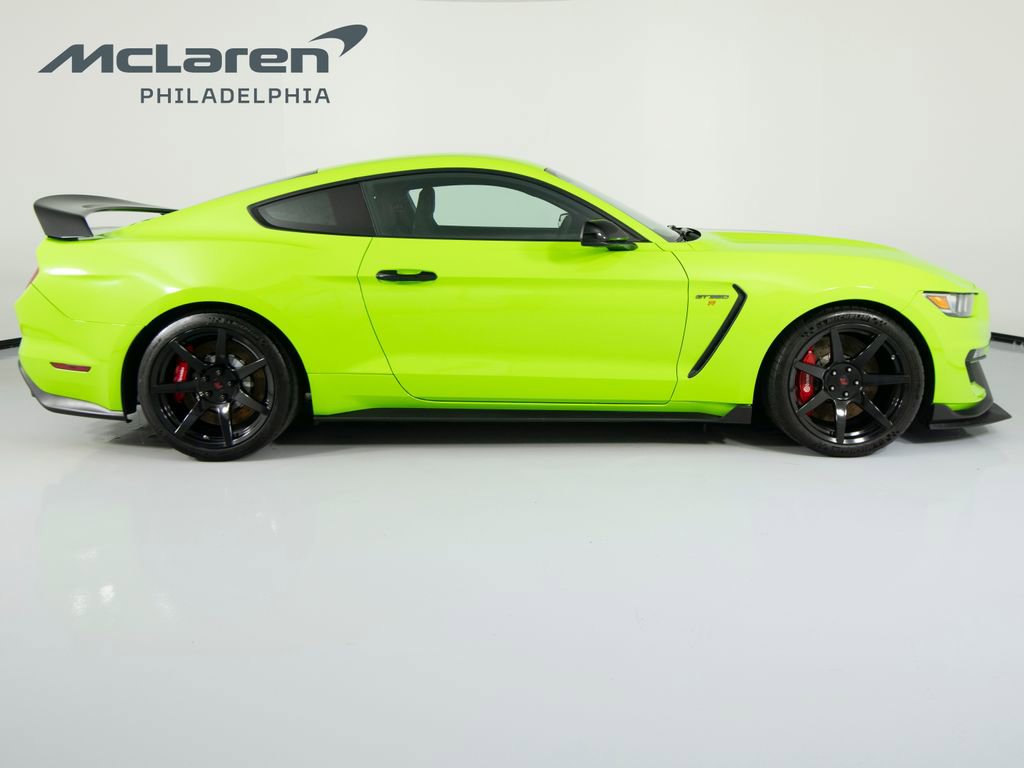 Used 2016 Ford Mustang Shelby GT350R w/ GT350R Equipment Group 920A image 4