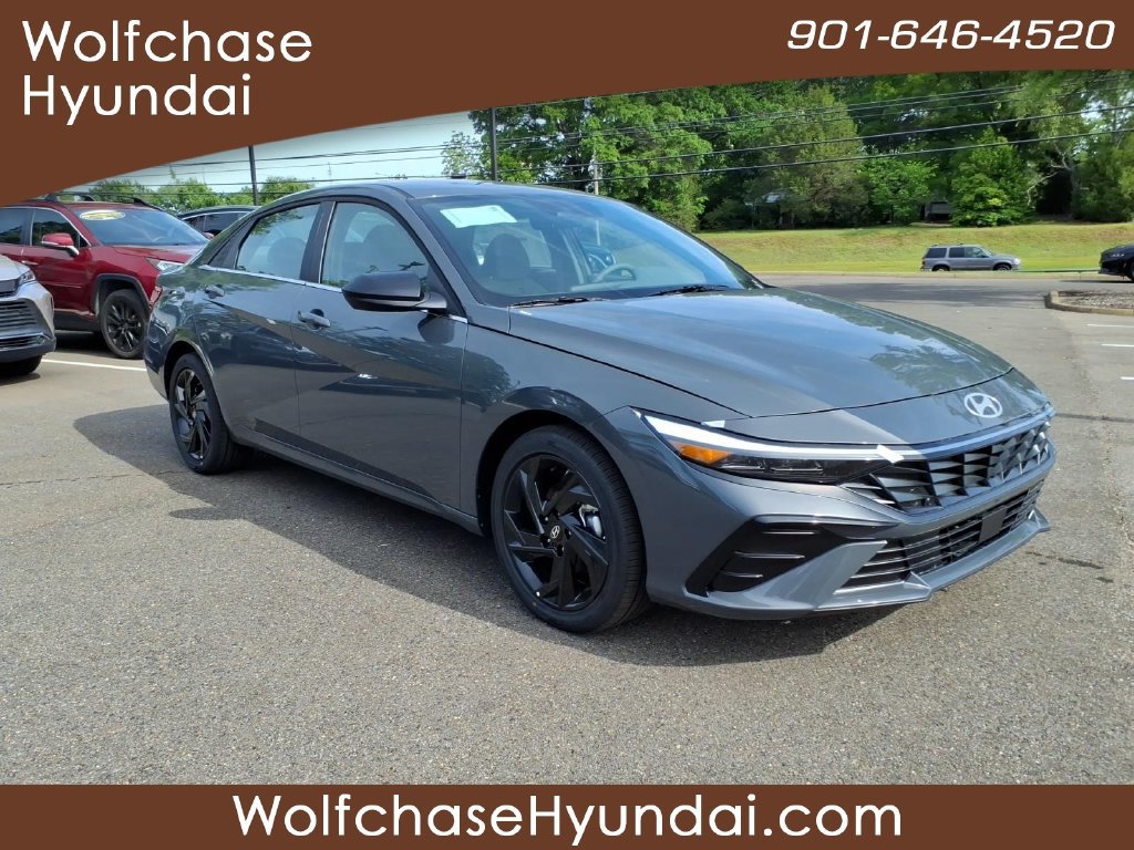 Used 2026 Hyundai Elantra SEL Sport Premium FWD image 7