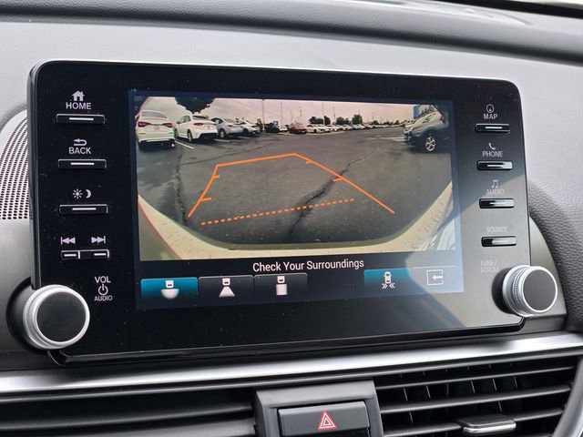 Used 2018 Honda Accord Touring image 19