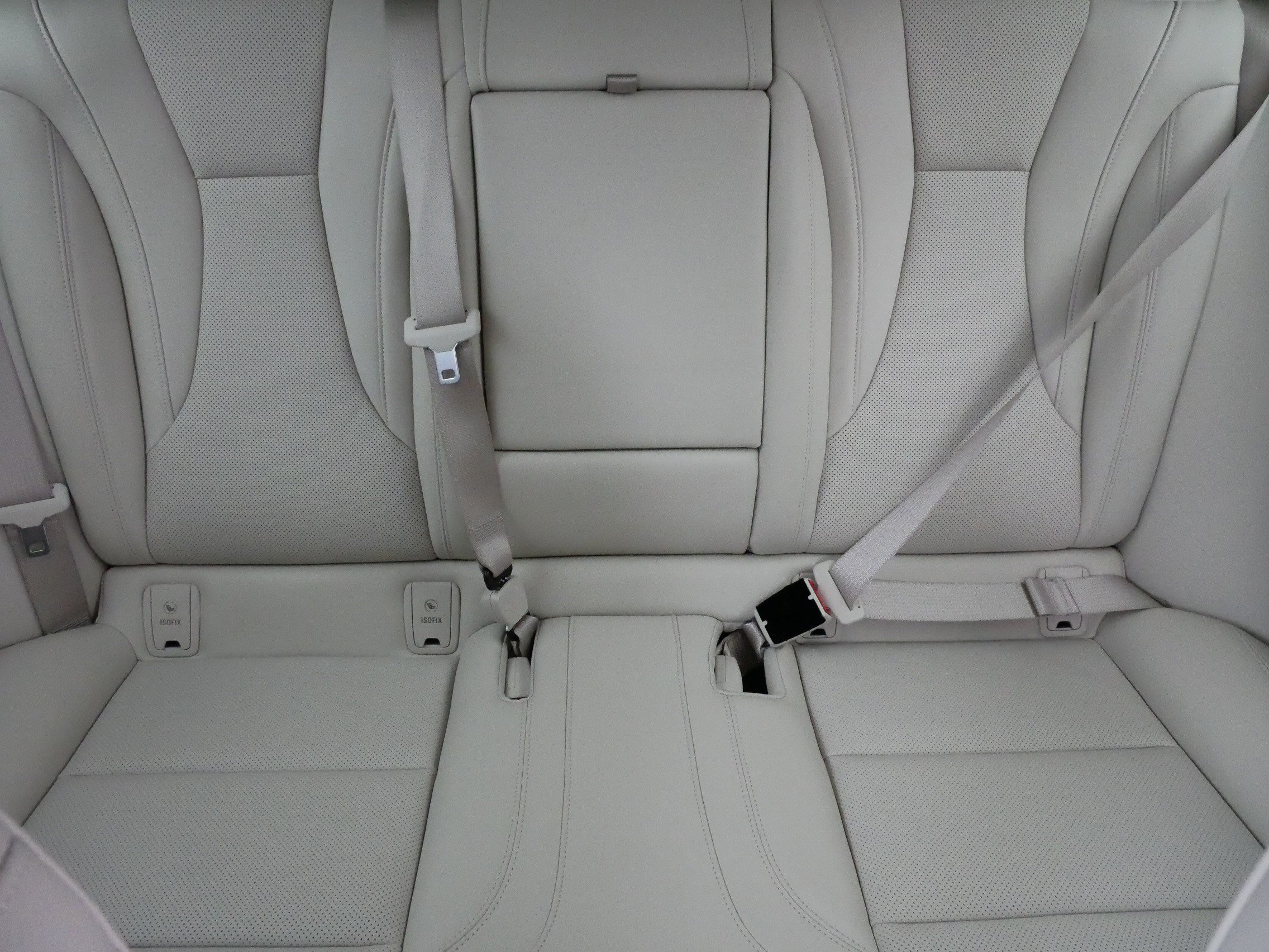 Used 2023 Buick Envision Essence AWD/4WD image 13