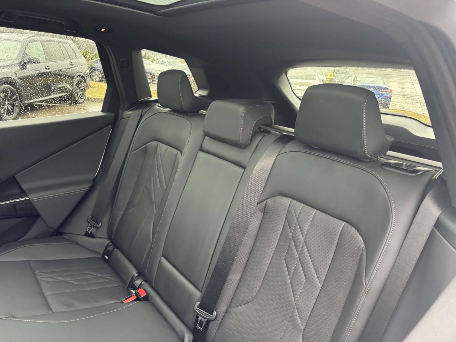 Used 2026 BMW X3 xDrive30i w/ M Sport Package AWD/4WD image 26