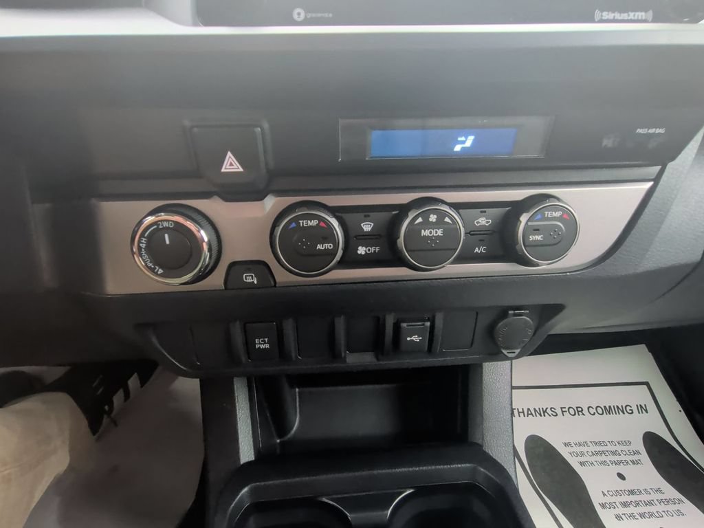 Used 2022 Toyota Tacoma SR AWD/4WD image 25