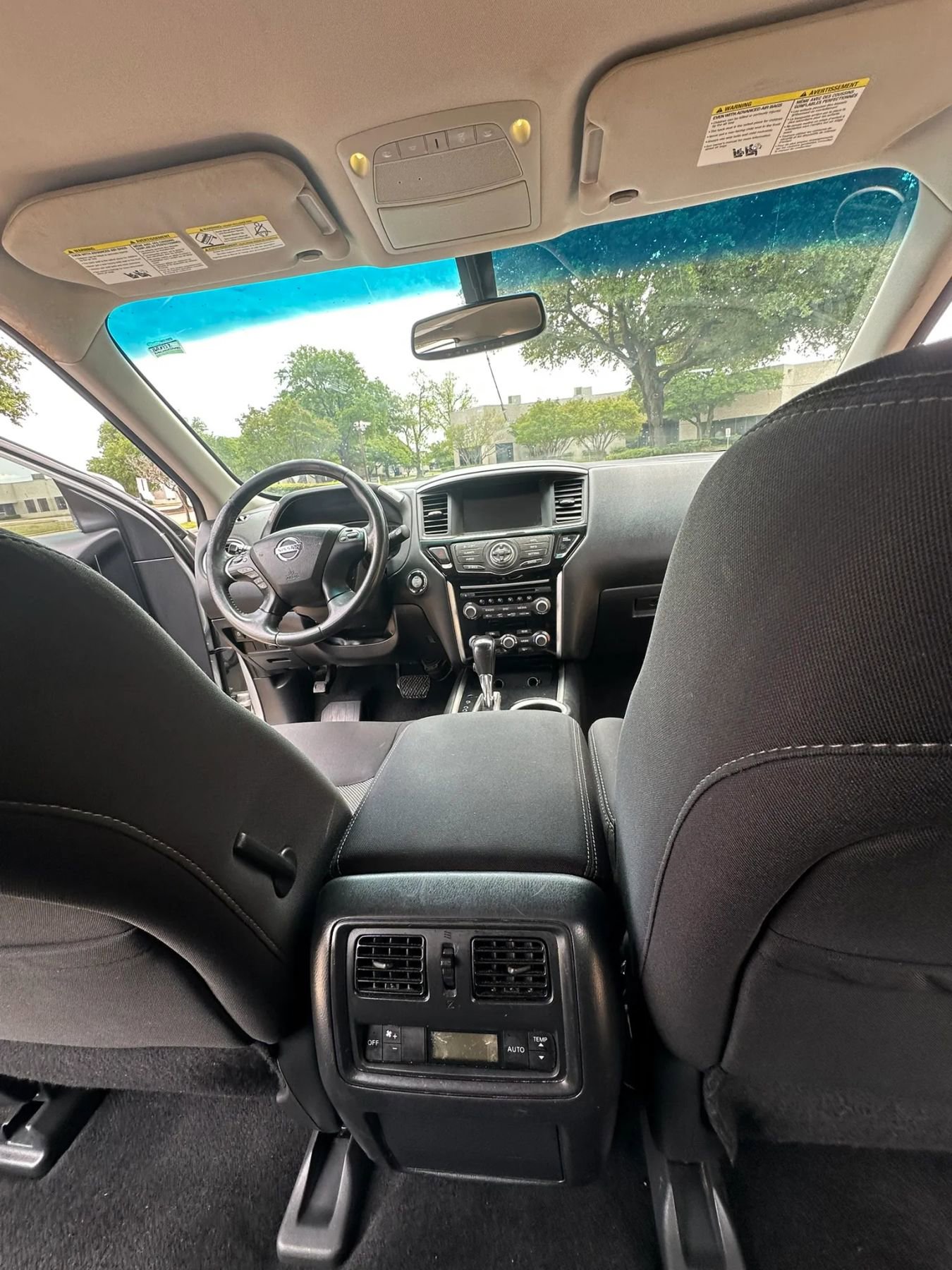 Used 2017 Nissan Pathfinder SV image 18