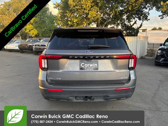 Used 2025 Ford Explorer Active AWD/4WD image 4